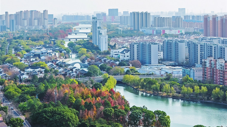 “十里斜塘”的碧水藍天與生態風情